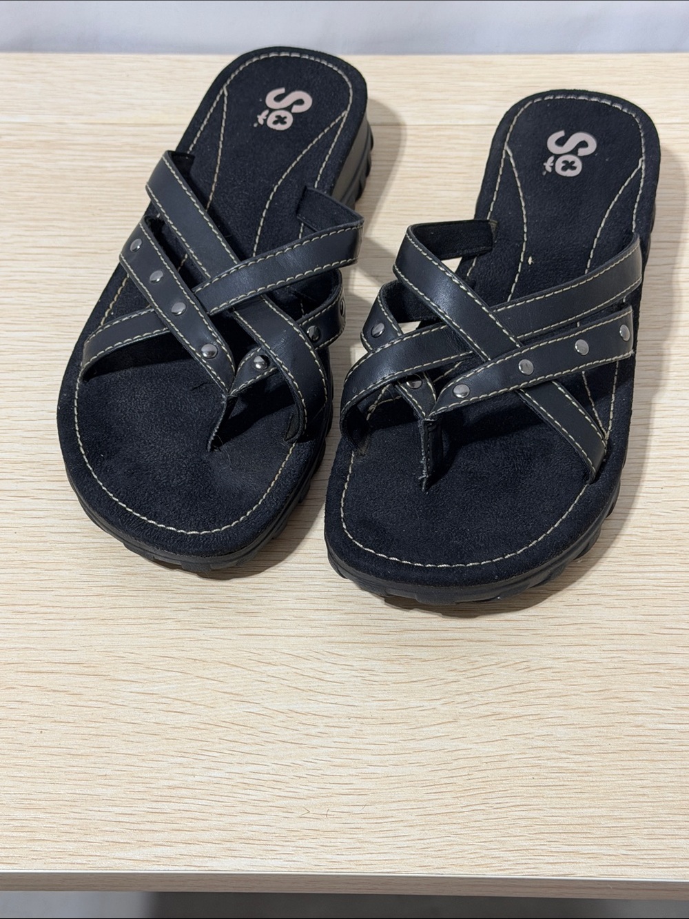 SO Black Crisscross Studded Women’s Slide Sandals